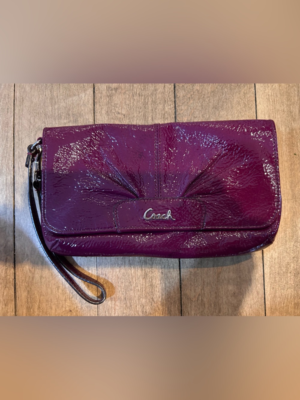 Vintage Coach Patent Leather Wristlet in Berry Plum